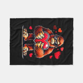 Couverture Polaire Funny Valentines Day Bigfoot Heart Sungles Sasquat (Devant (Horizontal))