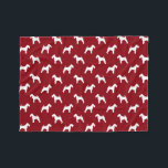 Couverture Polaire Gallois Terrier Silhouettes Motif rouge et blanc<br><div class="desc">Gallois Terrier Silhouettes Motif Rouge et Blanc polaire. La couverture de cet amant gallois fait un couvre-lit impressionnant ou jette une couverture pour votre canapé. Doux et douces pour s'amuser sur le canapé avec votre ami canin. Cette couverture en toison est disponible en trois tailles et est un cadeau parfait...</div>