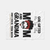 Couverture Polaire God Gifted Me Two Titles Mom And Grandma And I Roc (Devant (Horizontal))