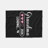 Couverture Polaire Grandma 2026 Loading New Grandma Est 2026  (Devant (Horizontal))