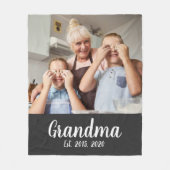 Couverture Polaire Grandma Established White Script Photo (Devant)
