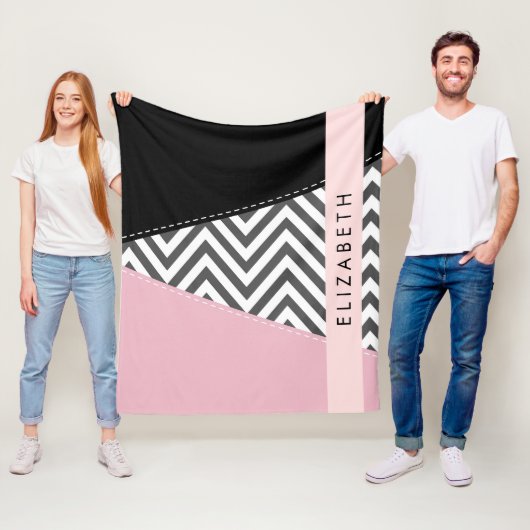 Couverture Polaire Grey Zigzag, Grey Chevron, Rose, Votre Nom (En situation)