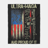 Couverture Polaire Gun USA Drapeau Patriots Ultra MAGA Et Fier De Ça (Devant)