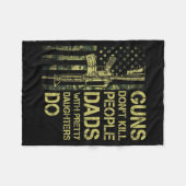 Couverture Polaire Guns Don't Kill People Dads With Pretty Daughters  (Devant (Horizontal))