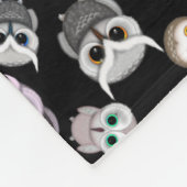 Couverture Polaire Hibou amusant sur fond noir (Coin)