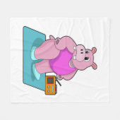 Couverture Polaire Hippo at Fitness with Radio.PNG (Devant (Horizontal))