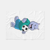 Couverture Polaire Hippo comme joueur de football avec Soccer (Devant (Horizontal))