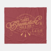Couverture Polaire HOGSMEADE™ THE TROIS BROOMSTICKS™ Pub & Inn (Devant (Horizontal))