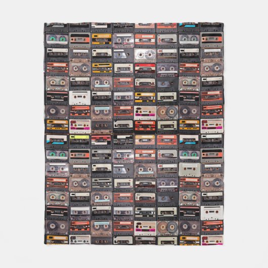 Couverture Polaire Huge collection of cassettes audio. Rétro musical  (Devant)