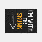 Couverture Polaire I’m With The Skunk Funny Halloween Matching Couple (Devant (Horizontal))