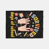 Couverture Polaire I Survived 67 Days Of School American Sign Languag (Devant (Horizontal))