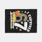 Couverture Polaire I Survived 67 Days Of School Funny Leopard Student (Devant (Horizontal))
