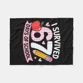 Couverture Polaire I Survived 67 Days Of School Funny Meme Student Te (Devant (Horizontal))