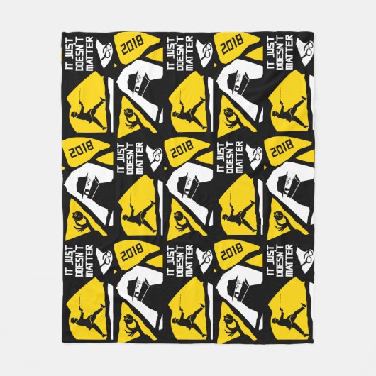 Couverture Polaire IJDM 2018 confortablement Wuggly (Devant)