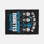 Couverture Polaire Il est acceptable d'être un peu différent des spéc (Devant (Horizontal))