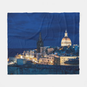 Couverture Polaire Illuminé la nuit La vieille ville et le port de La