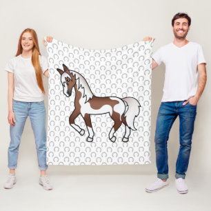 Couverture Polaire Illustration de dessin animé de cheval trottant Pi