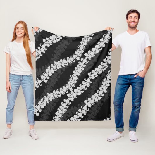 Couverture Polaire Imprimerie hawaïenne Puakenikeni lei (En situation)