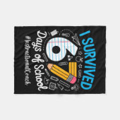 Couverture Polaire Instructional Coach Survived 67 Days Of School Hum (Devant (Horizontal))