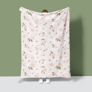 Couverture Polaire Jardin de Camélias Rose - Confort Floral Délicat