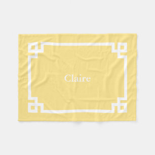 Couverture Polaire Jaune Beurre et Blanc Monogramme à Clé Grecque