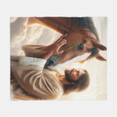 Couverture Polaire Jésus réconfortant un cheval au ciel (Devant (Horizontal))