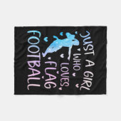 Couverture Polaire Juste Une Fille Qui Aime Le Drapeau Football Drôle (Devant (Horizontal))