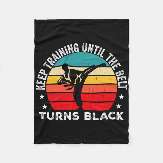 Couverture Polaire Keep Training Until The Belt Turns Black Retro Kar (Devant)