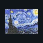 Couverture Polaire La nuit étoilée de Van Gogh<br><div class="desc">Peinture à l'huile du maître hollandais Vincent Van Gogh (1853-1890) Probablement son tableau le plus célèbre, Van Gogh peint "La Nuit étoilée" en 1889 de mémoire alors qu'il se trouvait dans un asile en France où il s'est enregistré pour la dépression.La scène dépeint la vue depuis sa fenêtre de chambre....</div>