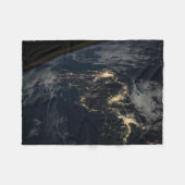 Couverture Polaire La Ville Éclairait Le Japon La Nuit. (Devant (Horizontal))