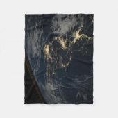 Couverture Polaire La Ville Éclairait Le Japon La Nuit. (Devant)