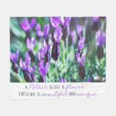 Couverture Polaire Lavender champ fleuri mères jour fleurs violettes (Devant (Horizontal))