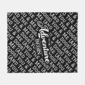 Couverture Polaire "L'aventure commence" Personnaliser Avec Votre Tex (Devant (Horizontal))