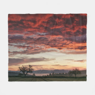 Couverture Polaire Le ciel rouge magnifique paysage