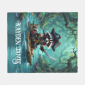 Couverture Polaire Le mignon capitaine Raccoon descend en rafting sur (Devant (Horizontal))
