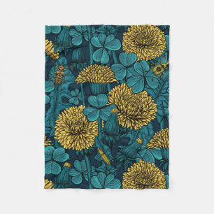 Couverture Polaire Le pré en jaune et bleu