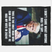 COUVERTURE POLAIRE LE SEUL HOMME QUI PEUT NOUS SAUVER (Devant (Horizontal))