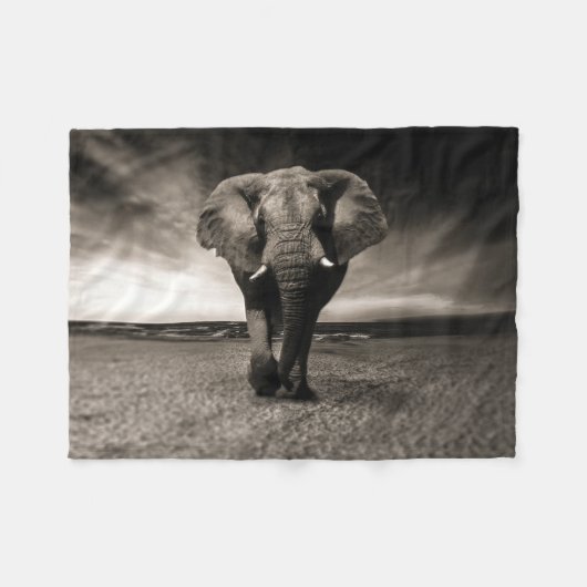 Couverture Polaire L'éléphant en fuite (Devant (Horizontal))