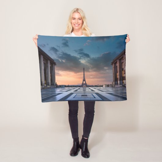 Couverture Polaire Les monuments | La Tour Eiffel (En situation)
