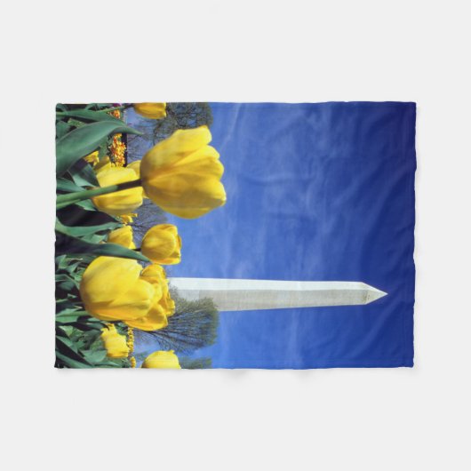 Couverture Polaire Les monuments | Washington Monument au printemps (Devant (Horizontal))