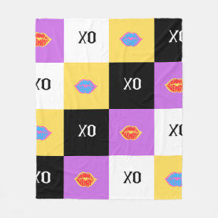 Couverture Polaire Lèvres passionnées et Motif XO
