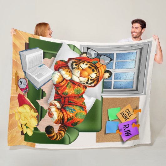 COUVERTURE POLAIRE LG NOUS VOUS AIMONS TIGER FLEECE BLANKET (En situation)