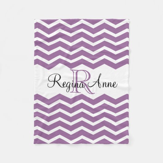 Couverture Polaire Lilac Purple/Blanc Monogramme Nom Keepsaké Chevron (Devant)