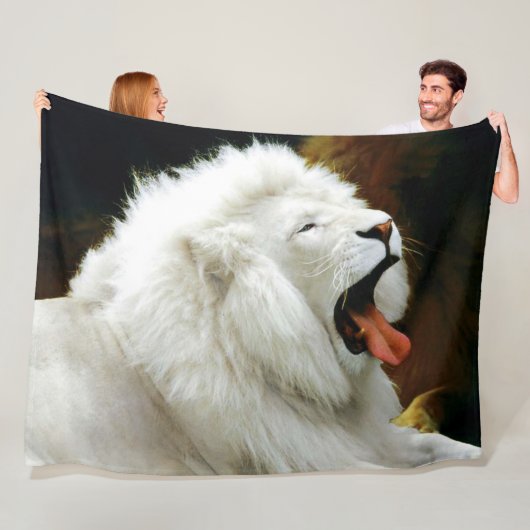 COUVERTURE POLAIRE LION BLANC (En situation)