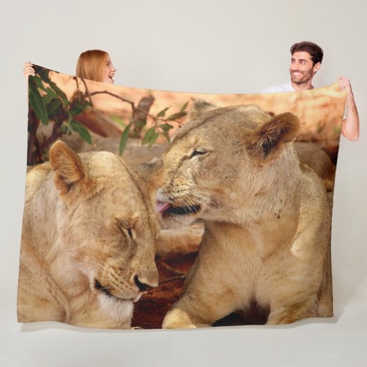 Couverture Polaire Lion Fleece Blanche (En situation)