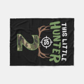Couverture Polaire Little Hunter Est 2 Anniversaires Garçons 2e Anniv (Devant (Horizontal))
