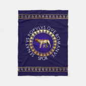 Couverture Polaire Loup de Capitoline (Devant)