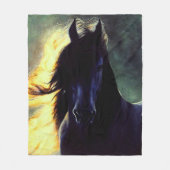 Couverture Polaire Lueur frisonne, cheval frison, étalon noir/jument (Devant)
