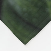 Couverture Polaire Lush Monstera Leaves with Morning Dew Drops (Coin)