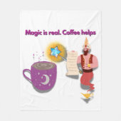 Couverture Polaire Magic Is Real, Coffee Helps – Cozy Wizard Blanket (Devant)